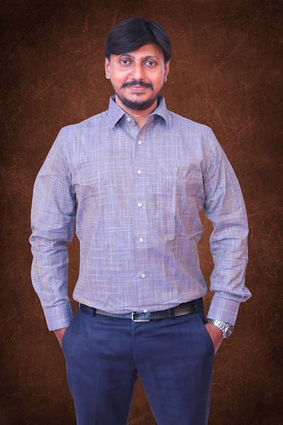 Picture of Grey textured  Regular Fit Men’s Khadi Shirt